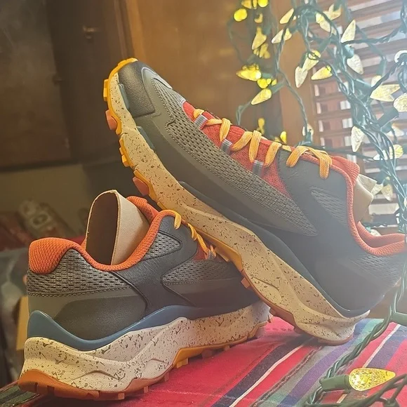 The North Face Gray and Orange Sneakers - Picture 4 of 7